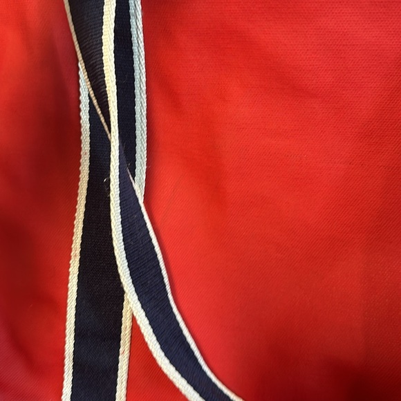 Vineyard vines “For target” red beach bag! - Picture 4 of 16